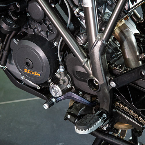 KTM 1290 S Adventure gear lever