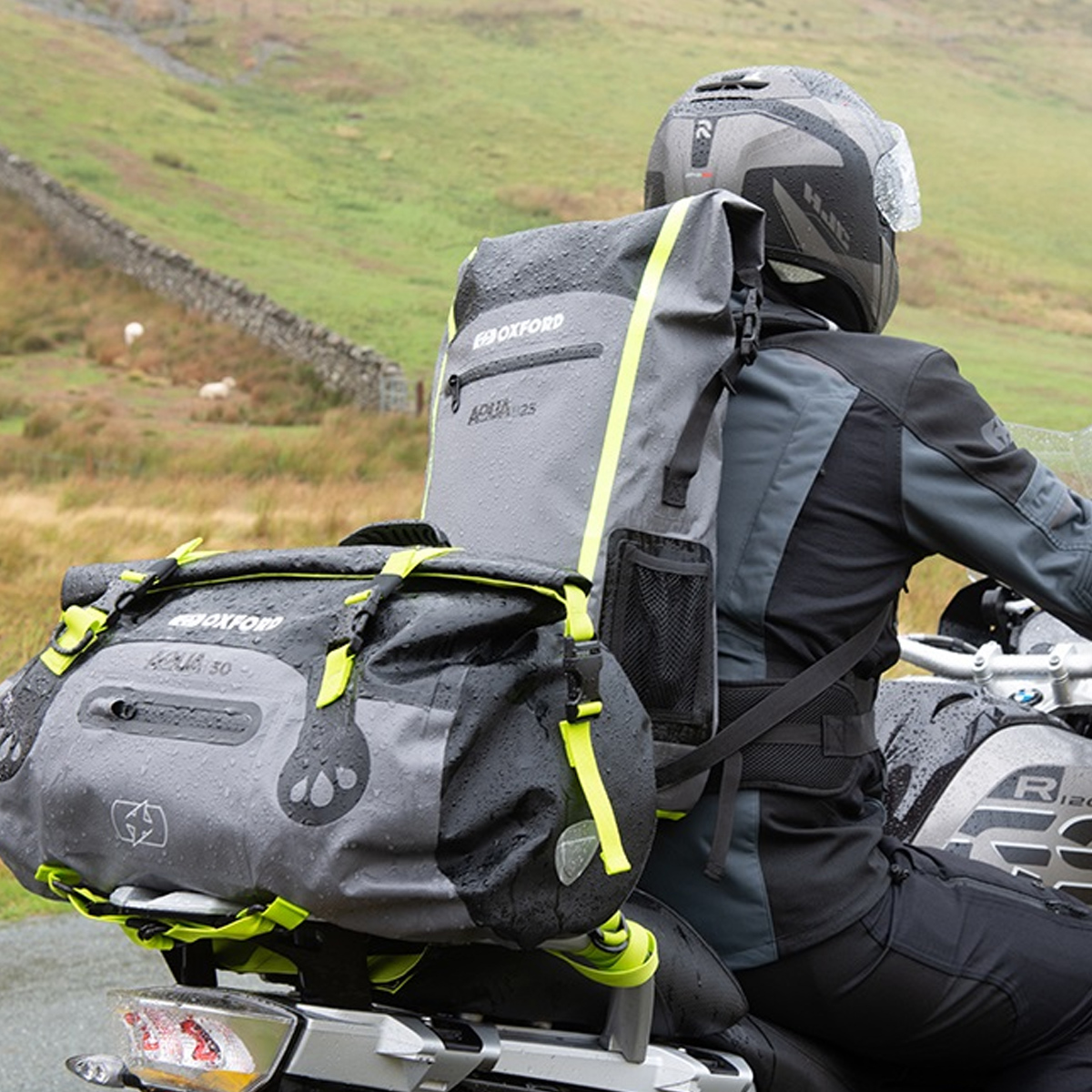 Oxford Aqua T70 Roll Bag - Image 3