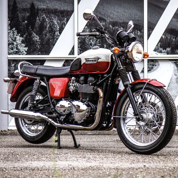 Triumph Bonneville T100 - Only £1.49