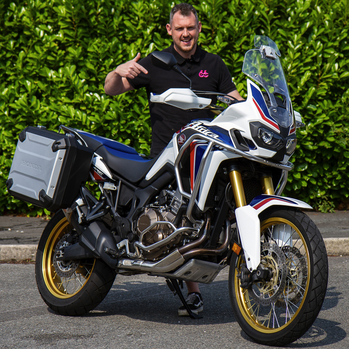 Honda CRF1000L Africa Twin – Tri Colour Paint Scheme Inc Accessories - Image 20