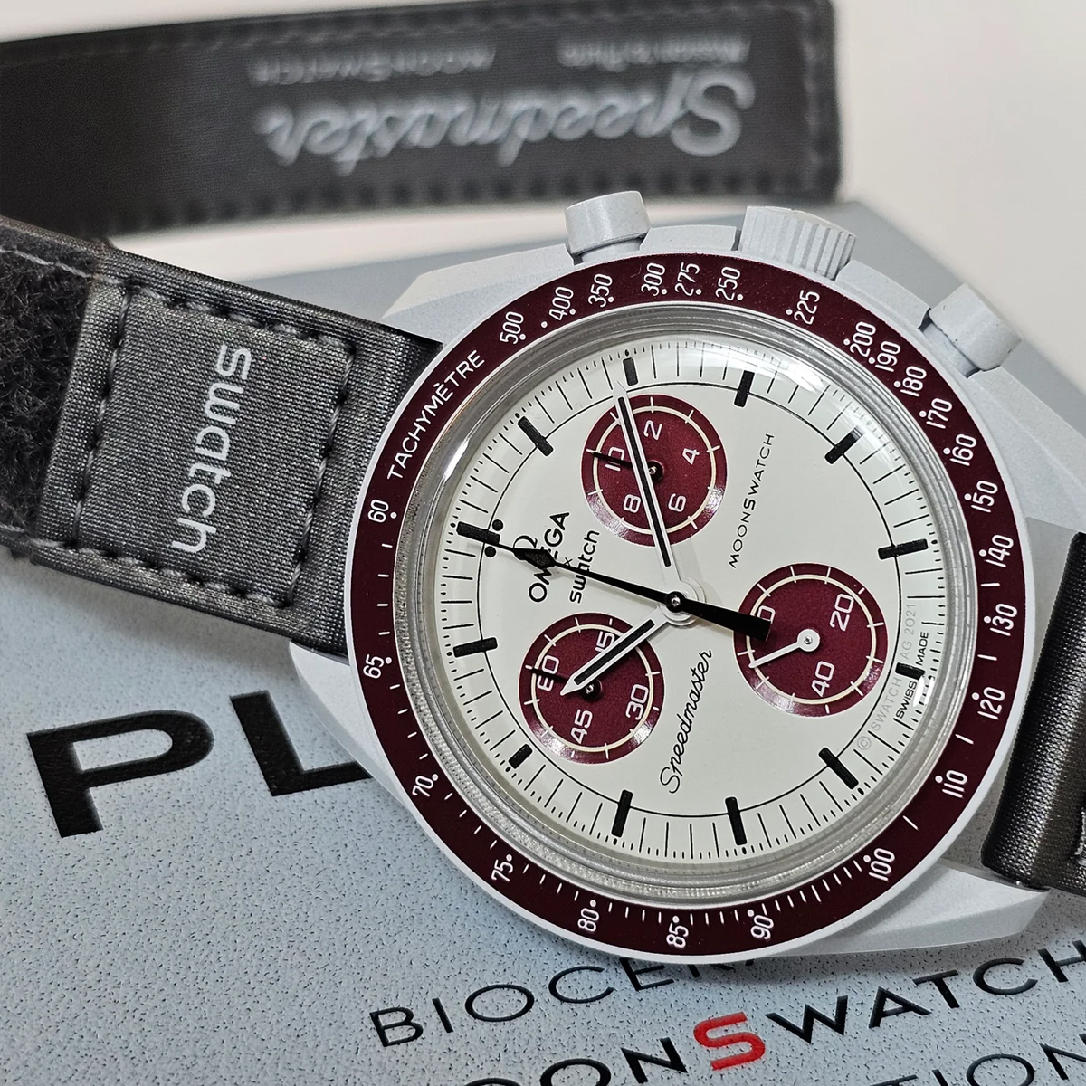 Swatch x OMEGA MoonSwatch Collection: Mission to Pluto - Image 4