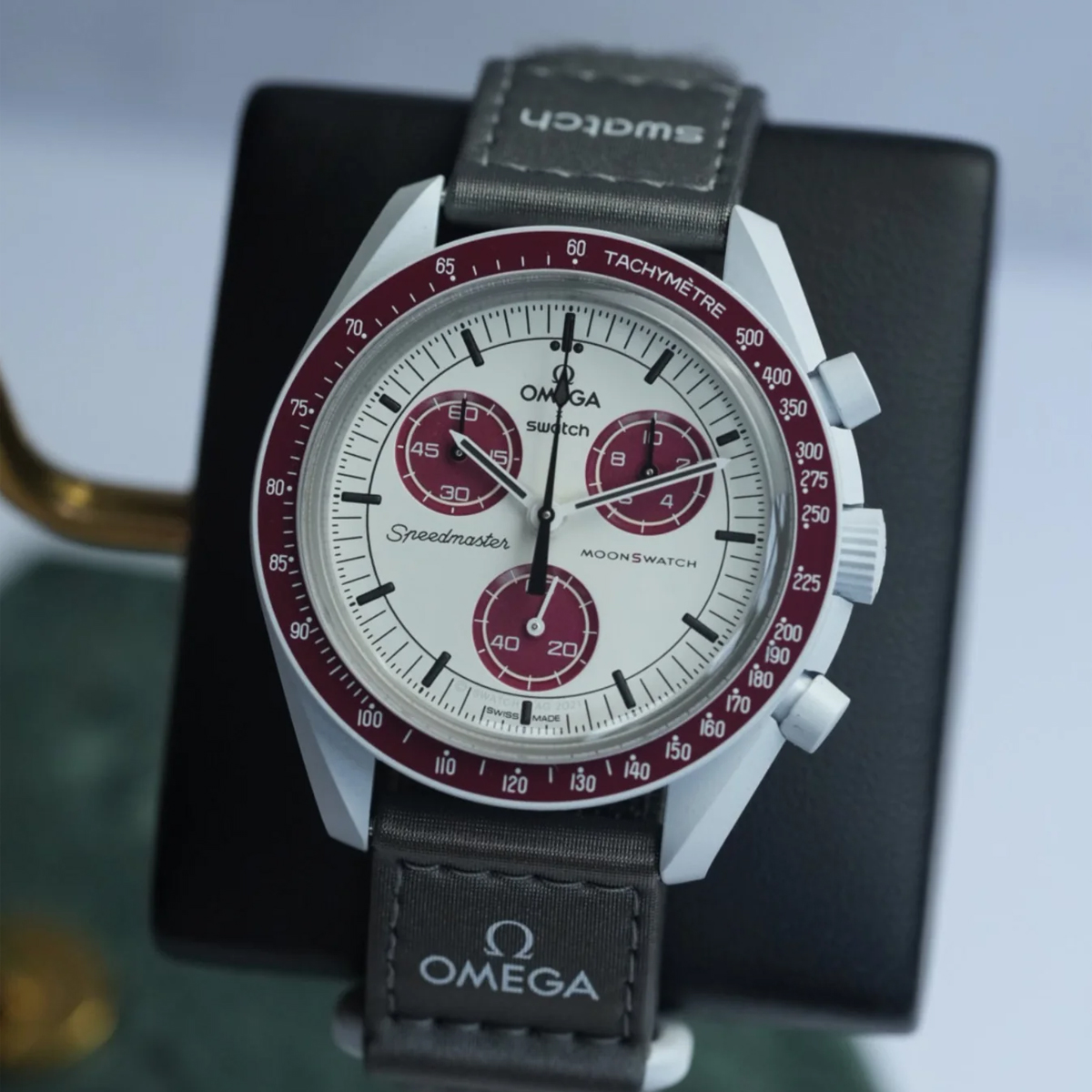 Swatch x OMEGA MoonSwatch Collection: Mission to Pluto - Image 3