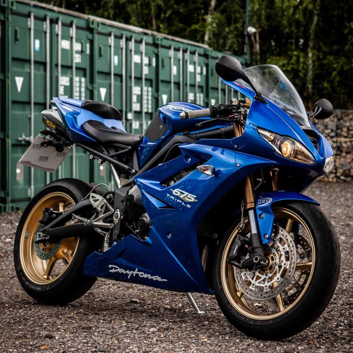 Triumph Daytona 675