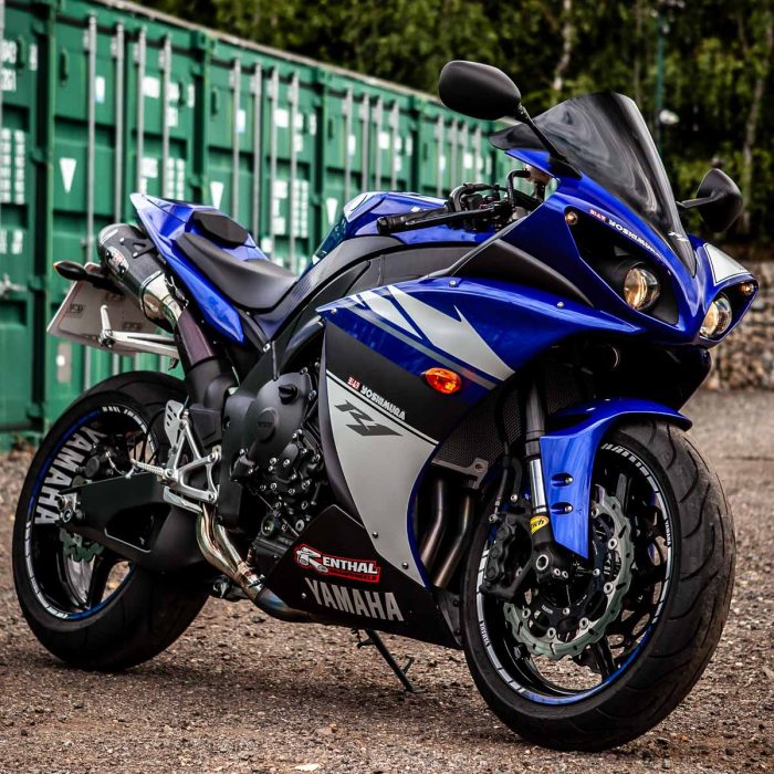 Yamaha YZF R1 Big Bang