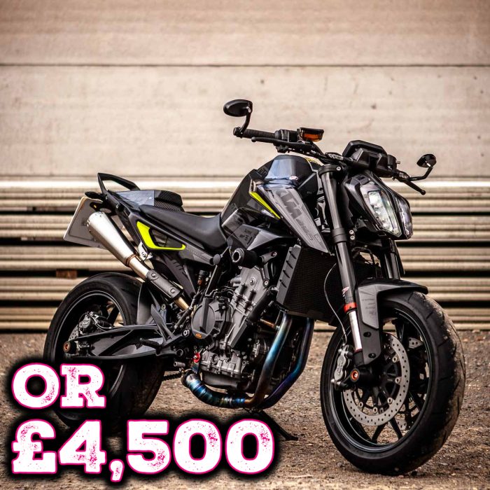 KTM 890 Duke