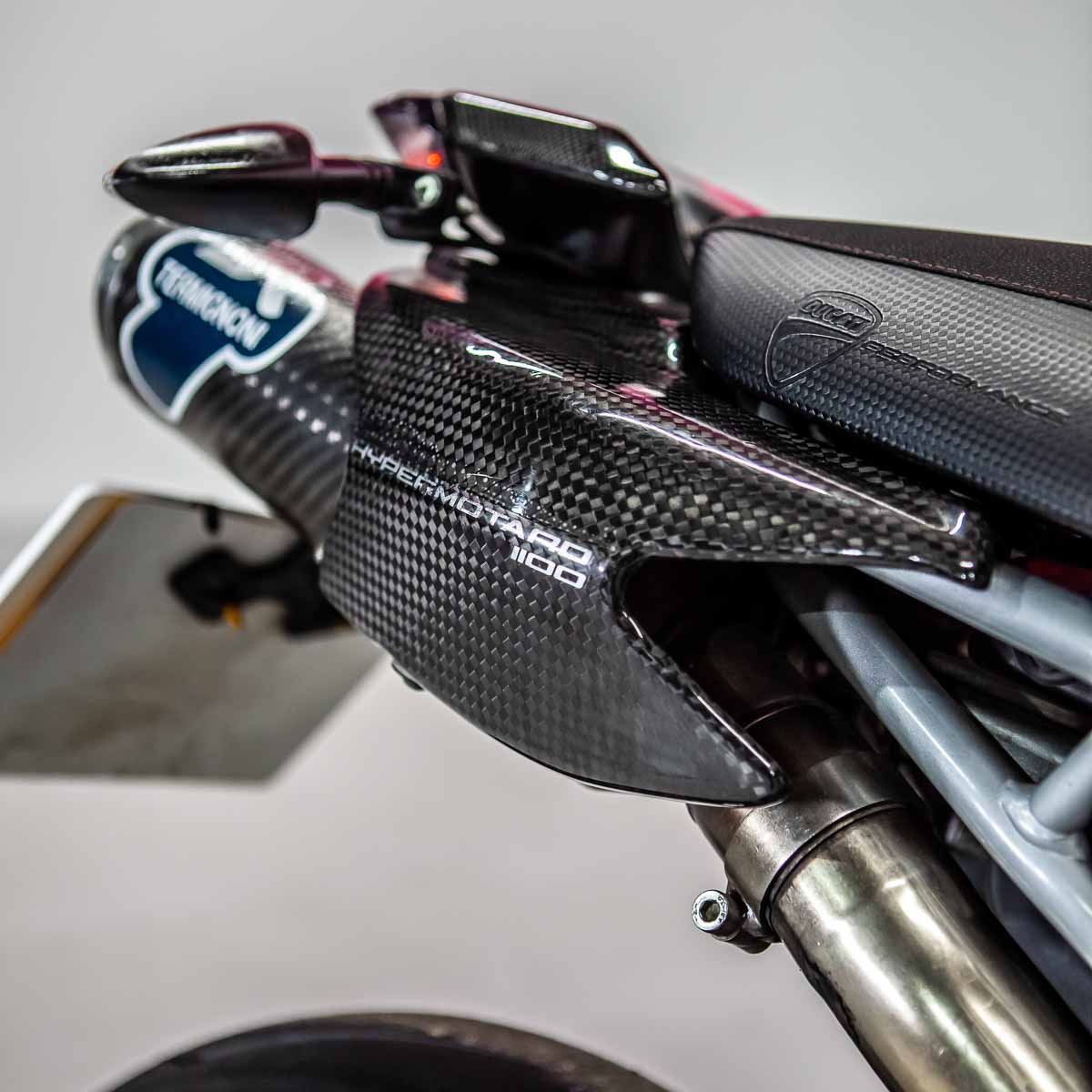 Ducati Hypermotard 1100 Carbon - Image 19