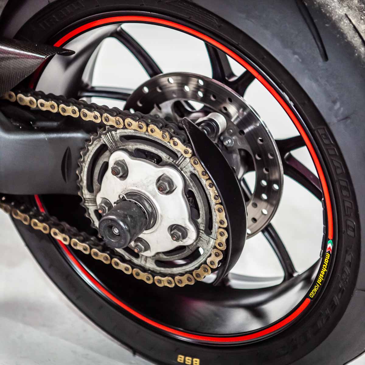 Ducati Hypermotard 1100 Carbon - Image 9