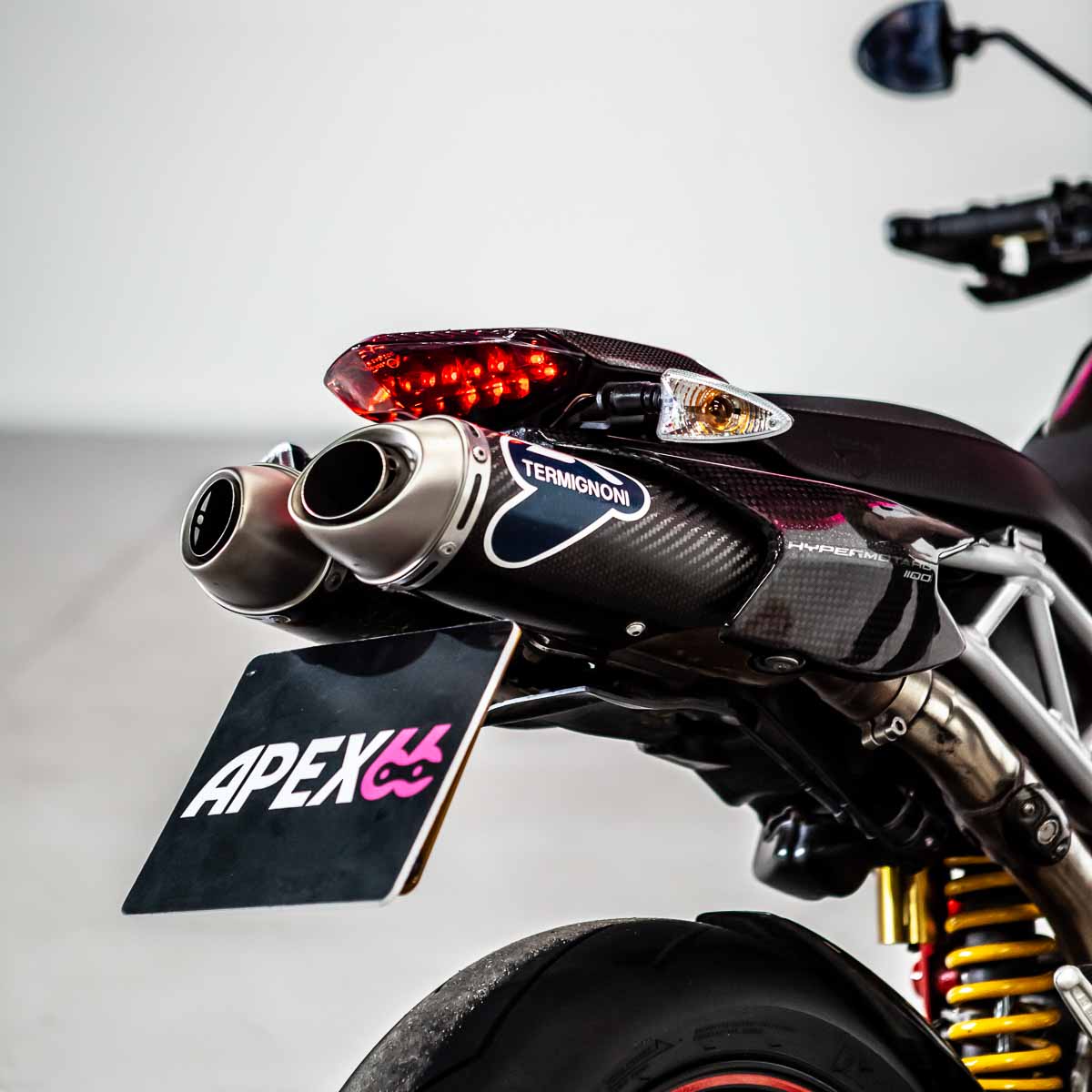 Ducati Hypermotard 1100 Carbon - Image 4