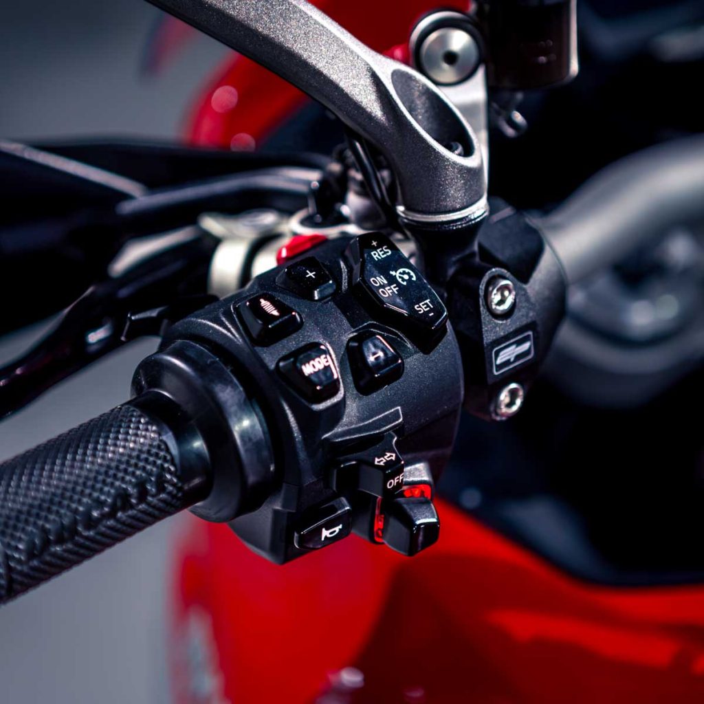 2021 Ducati Multistrada V4S Full - Apex 66