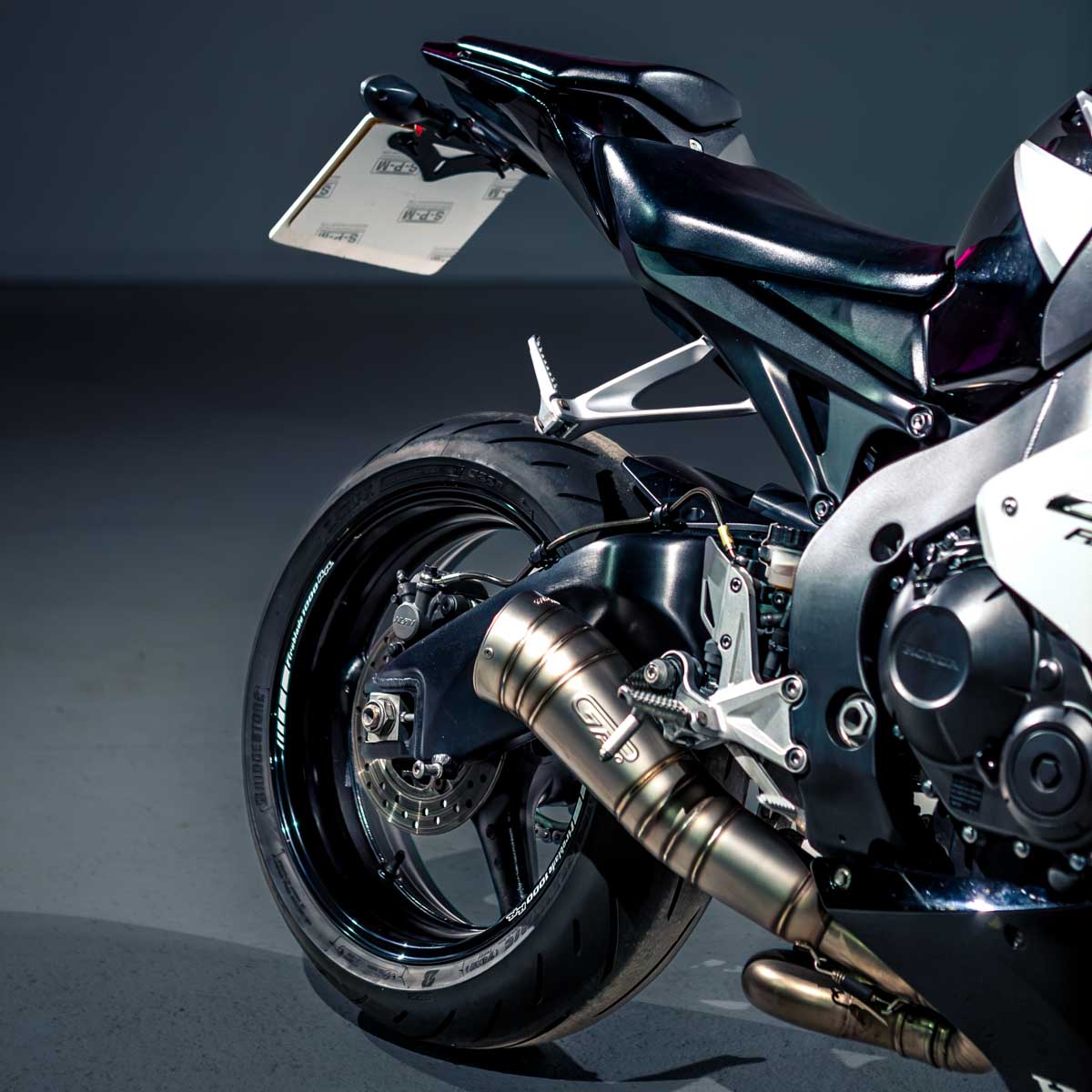 Honda Fireblade - Image 18
