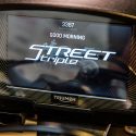 Triumph Street Triple RS screen