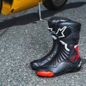 alpinestars_boots_sm6-v2_black-red_lifestyle1
